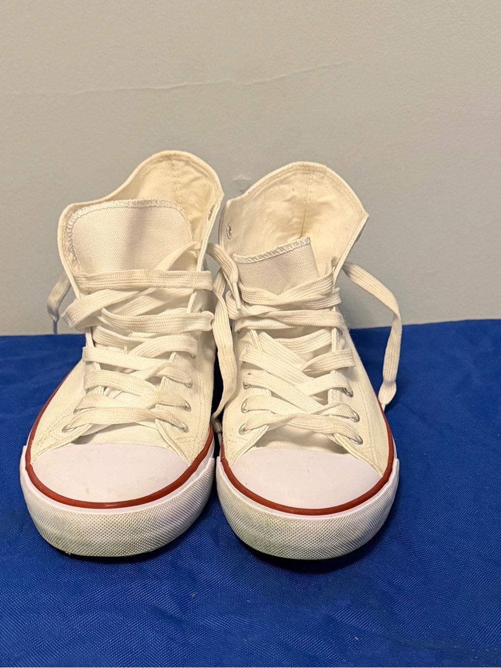 Classic Chuck Tayler design White High-Top Canvas Sneakers